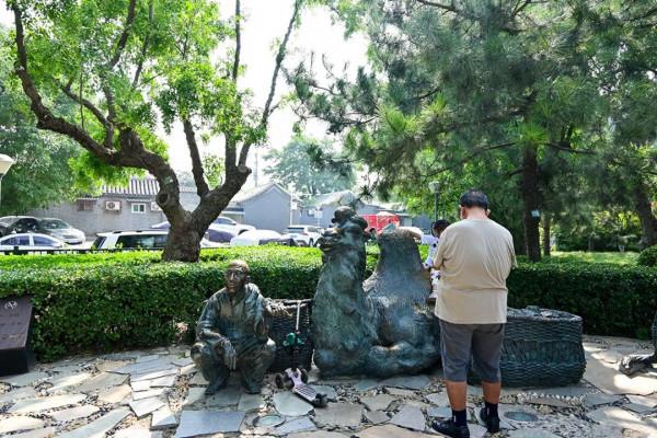 阜城門橋東還有這麼好的小公園，不錯不錯