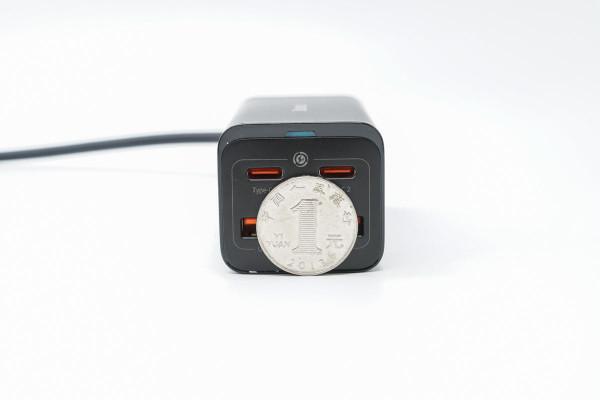 四口輸出，相容性極佳，倍思100W氮化鎵桌面充電器評測