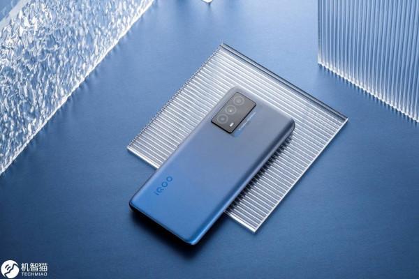 年末換手機?2021最值得買的手機推薦,全價位共10款 年末換手機?2021最值得買的手機推薦,全價位共10款