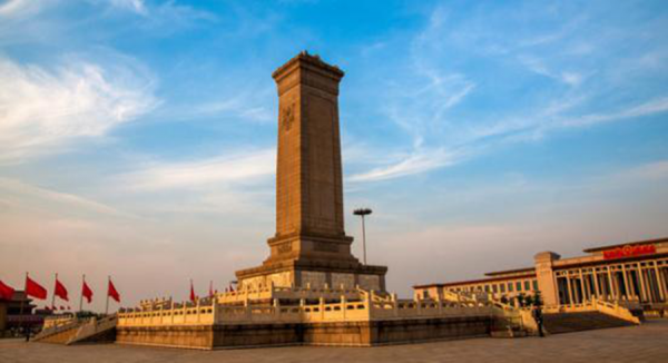 重達百噸的人民英雄紀念碑石料，竟是這樣從青島嶗山頂到北京天安門