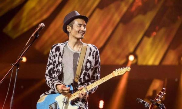 撈錢都撈得不敬業的朴樹,憑什麼讓整個娛樂圈寵著? 撈錢都撈得不敬業的朴樹,憑什麼讓整個娛樂圈寵著?