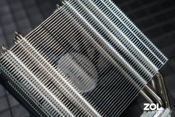 百元級風冷！ZEROZONE澤洛P4聚風壓風扇評測