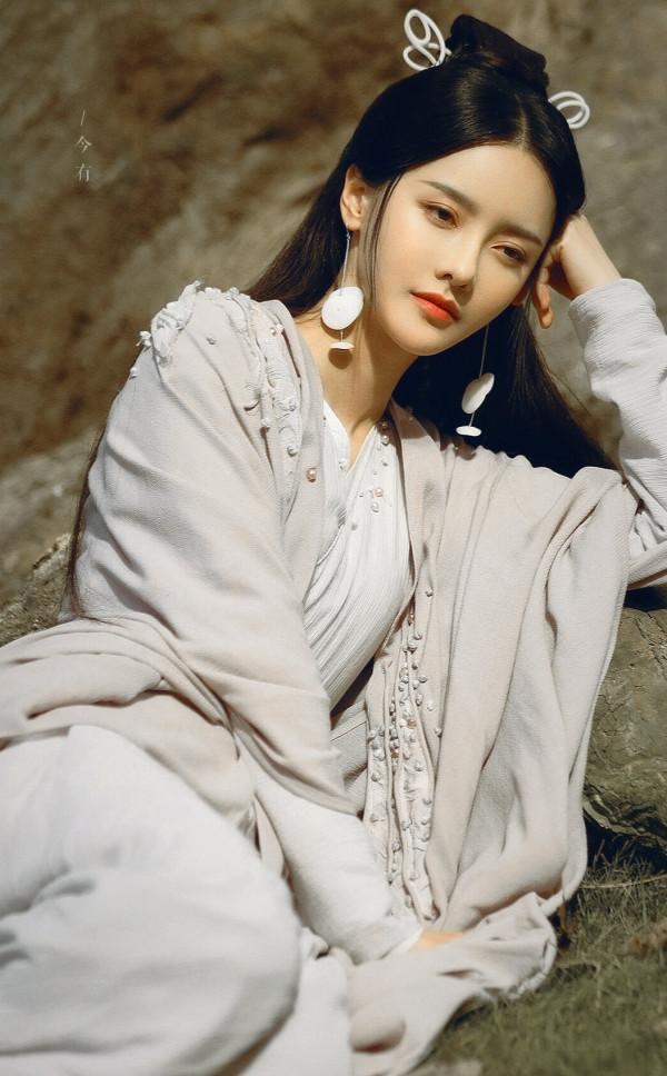 張芷溪精選古裝圖集,仙氣飄飄,過目不忘 張芷溪精選古裝圖集,仙氣飄飄,過目不忘