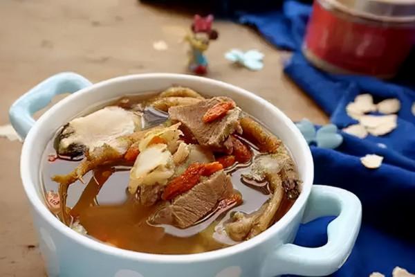 冬天食補，中醫推薦這三道藥膳！