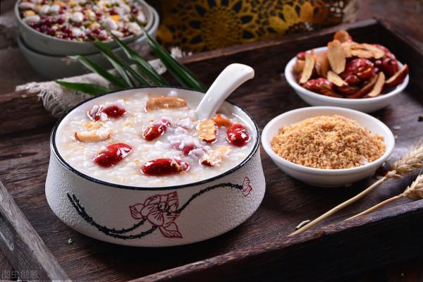 冬季熬粥,5種食材不宜放粥一起煮,別給健康找“麻煩”,收藏了 冬季熬粥,5種食材不宜放粥一起煮,別給健康找“麻煩”,收藏了