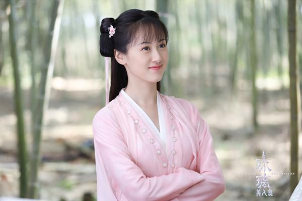 “曇花一現”，這6位僅紅一時的演員讓人唏噓，當年熱度今日全無