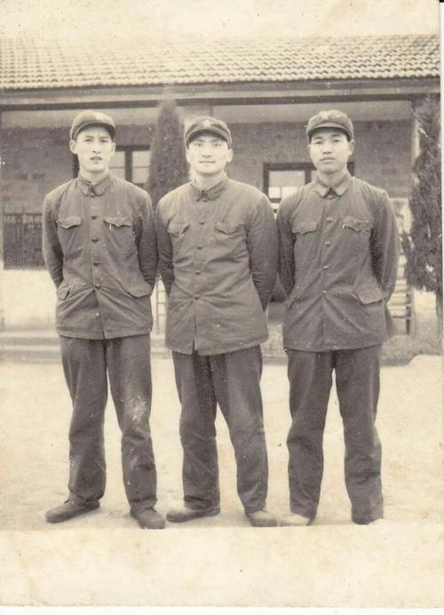 1974年，一個大學生主動退學申請傳遍了全中國，周恩來特批同意