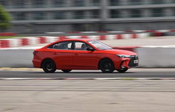 注入運動血液 場地試駕榮威i5 GT 1.5T 注入運動血液 場地試駕榮威i5 GT 1.5T