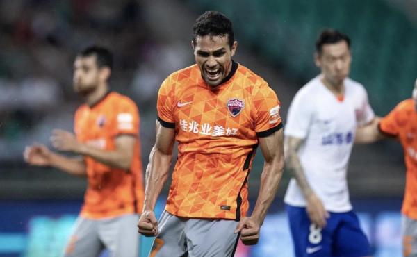 歸化失敗？曝卡爾德克接近離開中超，因欠薪對中國足球寒心