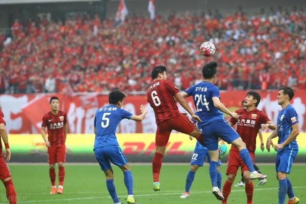 球王會聊歐冠—索爾斯克亞對判罰心存不滿 球王會聊歐冠—索爾斯克亞對判罰心存不滿