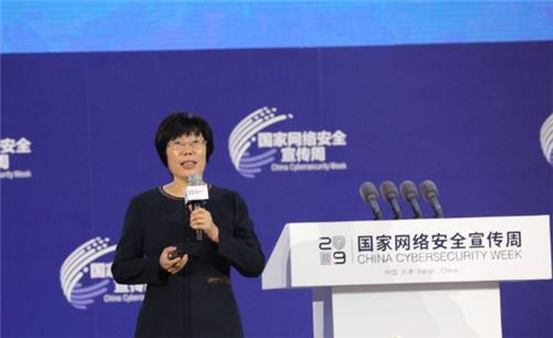 山東一寶媽，因產子後無聊，破譯美國2套密碼，國家獎她711萬