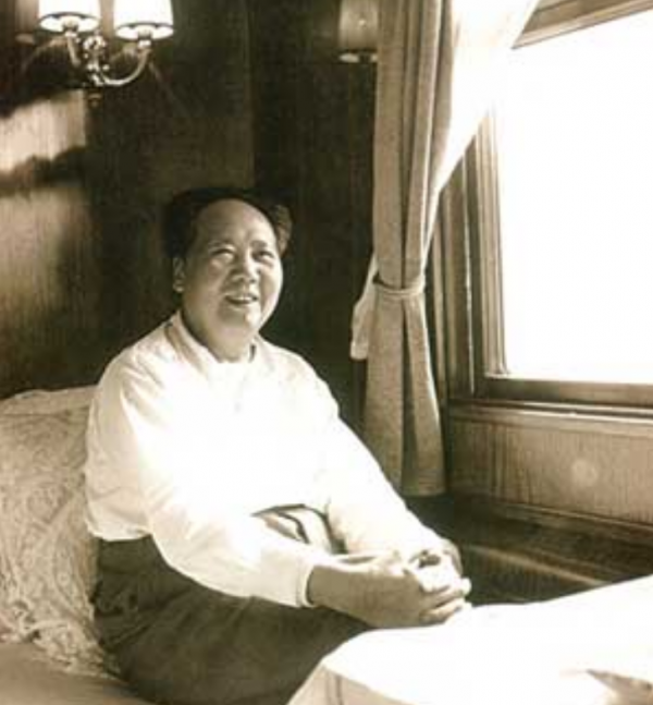 毛主席秘書張玉鳳：服務員出身，敢“頂撞”毛主席，後來怎樣了？