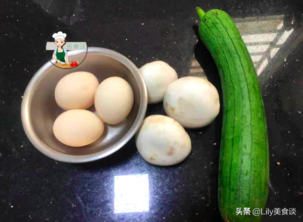 冬天,這3樣素菜一起煮,實在太鮮美啦,不放肉也很香,孩子愛吃 冬天,這3樣素菜一起煮,實在太鮮美啦,不放肉也很香,孩子愛吃