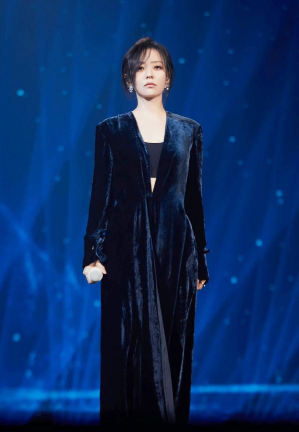 2021辣眼明星 &vert; 愛馬仕哭了，花多少錢才能讓吳宣儀不揹我們的包？