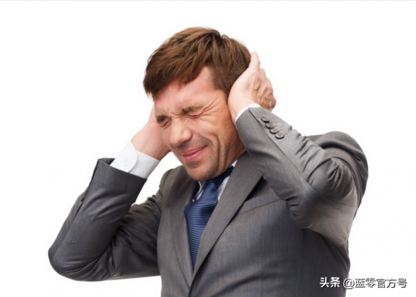 新品速遞|藍零8麥4K智慧攝像機U1M,顛覆傳統視訊會議 新品速遞|藍零8麥4K智慧攝像機U1M,顛覆傳統視訊會議