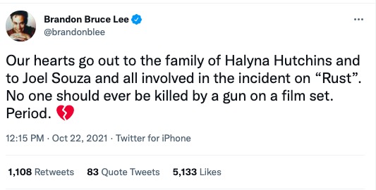 電影道具槍被裝成真子彈！美國老牌演員片場意外走火，一死一傷