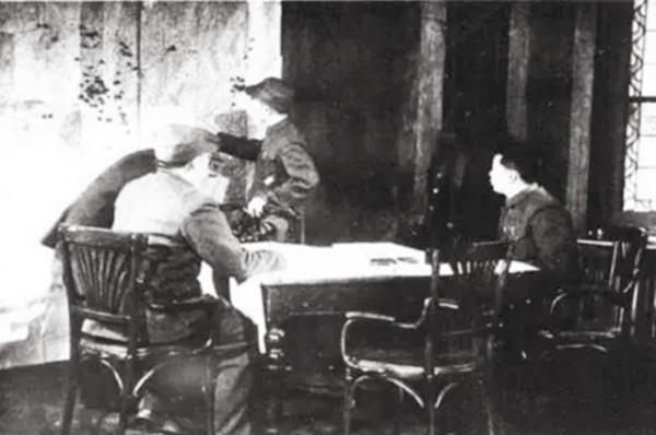 林彪為何怕光怕風:在蘇聯療傷時被庸醫誤診致後遺症 林彪為何怕光怕風:在蘇聯療傷時被庸醫誤診致後遺症