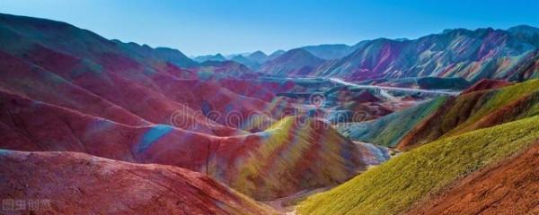 地上天虹&OpenCurlyDoubleQuote;甘肅張掖彩虹山&rdquo;，它的美麗究竟從何而來？