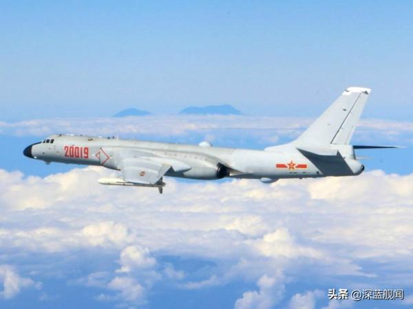 運油-20首次參加繞臺訓練，殲-10全程護航，轟-6進入導彈發射陣位