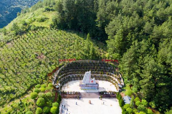 自願“引火燒身”：長征路上憑空消失的52團，67年後終被找到