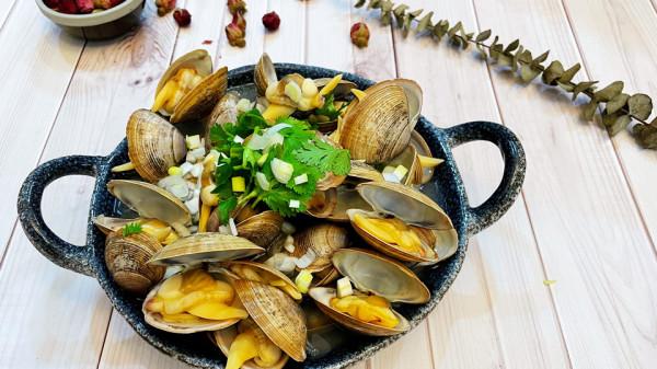 3分鐘即可上桌的海鮮湯，味道鮮美肉質細嫩營養豐富，做法超簡單