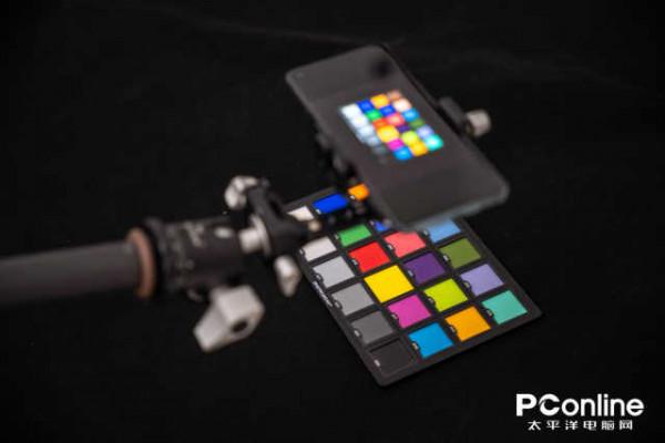 底大一級就真的強？四款手機感測器實測樣張分析