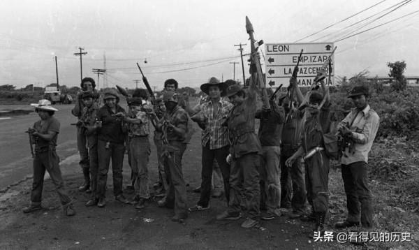 老照片 1979年尼加拉瓜反政府游擊隊