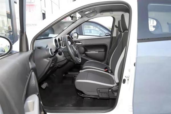 尤拉黑貓:5門4座兩廂車,續航里程301km,造型可愛 尤拉黑貓:5門4座兩廂車,續航里程301km,造型可愛