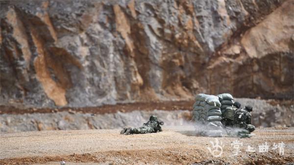 戰鬥值飆升!武警曲靖支隊展開重火器實彈射擊訓練 戰鬥值飆升!武警曲靖支隊展開重火器實彈射擊訓練