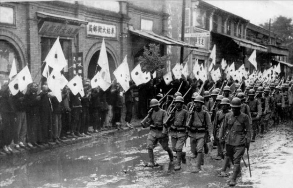 拆除日軍跪姿雕像？中國提出三個條件，雕像背後有怎樣歷史真相？