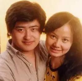 李湘33天,大S見4面,明星閃婚失敗,是豪門夢碎還是衝動的懲罰? 李湘33天,大S見4面,明星閃婚失敗,是豪門夢碎還是衝動的懲罰?