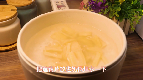 小米這樣做太香了,比火腿腸好吃,比煮粥營養,挑食寶寶能吃一碗 小米這樣做太香了,比火腿腸好吃,比煮粥營養,挑食寶寶能吃一碗