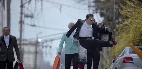 鳥叔消亡史:從火遍全球,到“韓國之恥”,他到底走錯了哪一步? 鳥叔消亡史:從火遍全球,到“韓國之恥”,他到底走錯了哪一步?