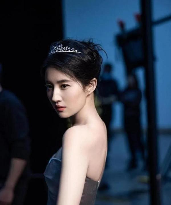 美若天仙劉亦菲，還是神仙姐姐漂亮