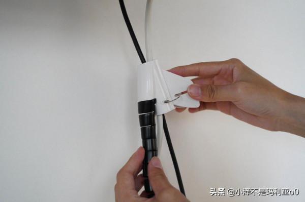 桌面整理大作戰！低成本改造書桌，這些收納好物你值得擁有