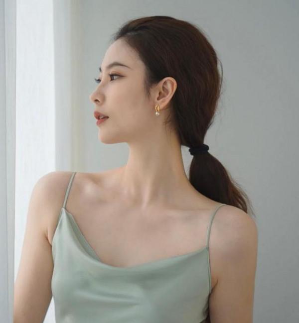 真正不顯老的女人，更重視這幾個方面抗老！手部去皺紋很是少見