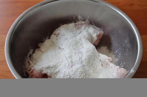 記住這幾步,熬出來的豬油又白又香,沒有異味兒,炒菜烘焙離不了 記住這幾步,熬出來的豬油又白又香,沒有異味兒,炒菜烘焙離不了