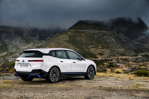 明年上市的重磅純電SUV，寶馬封頂之作iX，凱迪拉克回頭率最高