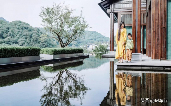 販暖：從職場女性到帶著孩子環球旅行的媽媽，一個旅行者的十年