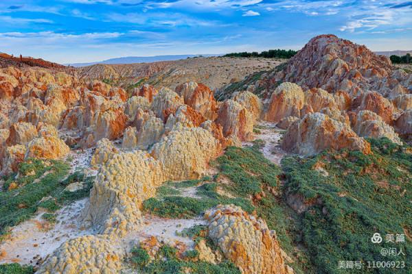 新疆有個五彩灘