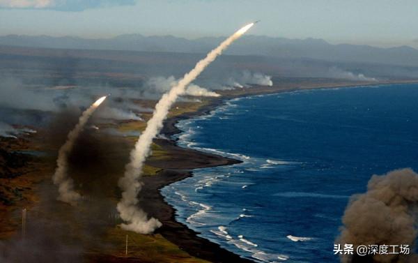 美軍轟炸機進駐頓巴斯，隨時可以開打！俄軍數千枚導彈已抵近前線