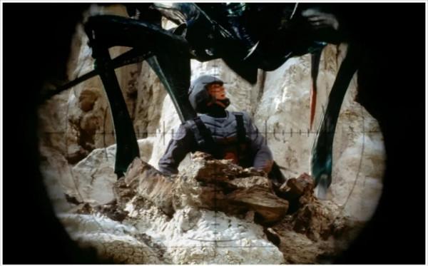 25年過去了，比《星河戰隊》重口又好看的科幻驚悚片，我沒發現