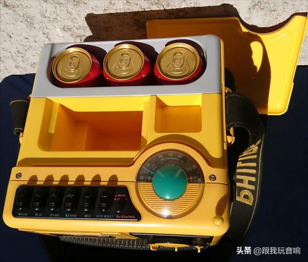 PHILIPS飛利浦 Le Cube D8080 / D8082行動式收音機、盒式磁帶錄音機