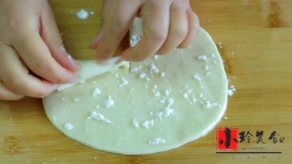 教你做家常大油餅,柔軟多層又筋道,做法超簡單,鮮香又解饞 教你做家常大油餅,柔軟多層又筋道,做法超簡單,鮮香又解饞