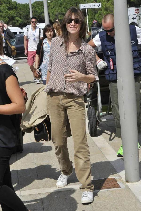 這些衣服真的可以從20歲穿到50歲，不信看看她們