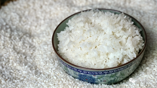 它來自阿洪 它來自阿洪