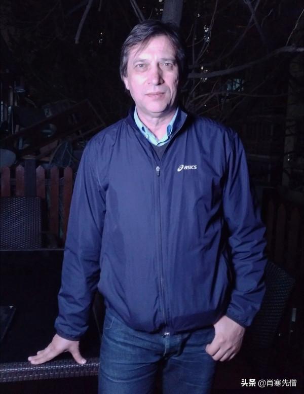 嫁給美國人，疫情期間，一週吃不到一次肉，如今夫妻二人想來中國