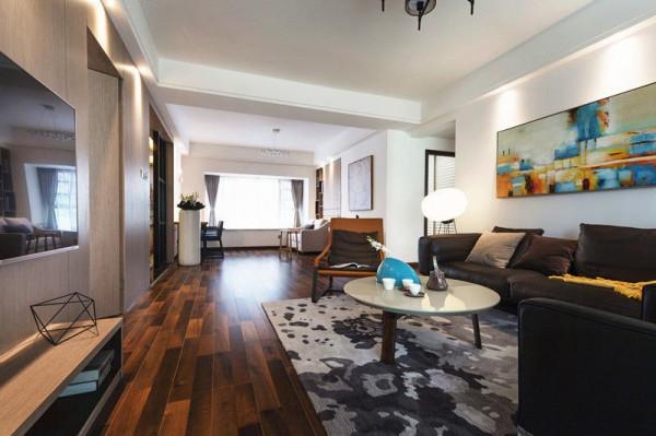 30歲全職太太，花費半年時間改造房屋，巧用軟裝，讓家更完美