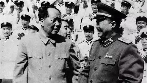 百艘軍艦硬闖中國,毛主席警告多次無果,隨後一聲令下直接開炮 百艘軍艦硬闖中國,毛主席警告多次無果,隨後一聲令下直接開炮