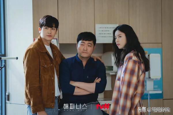 韓孝周樸炯植新劇收官，《幸福》結局看似圓滿，卻有3個大坑未填